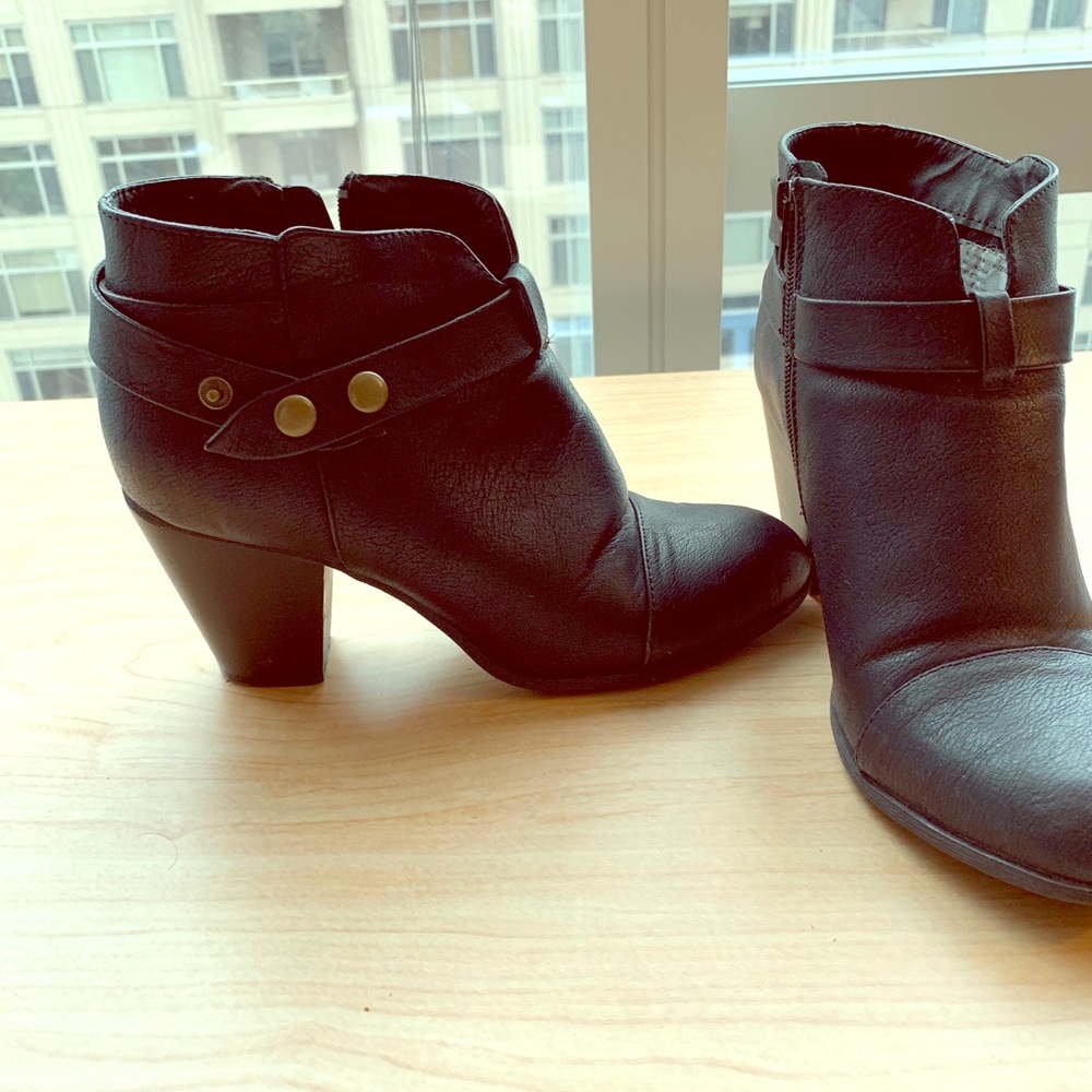 American Eagle Black Faux Leather Ankle Booties